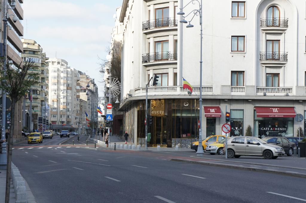 Agentia H Accommodation Bukares Bagian luar foto