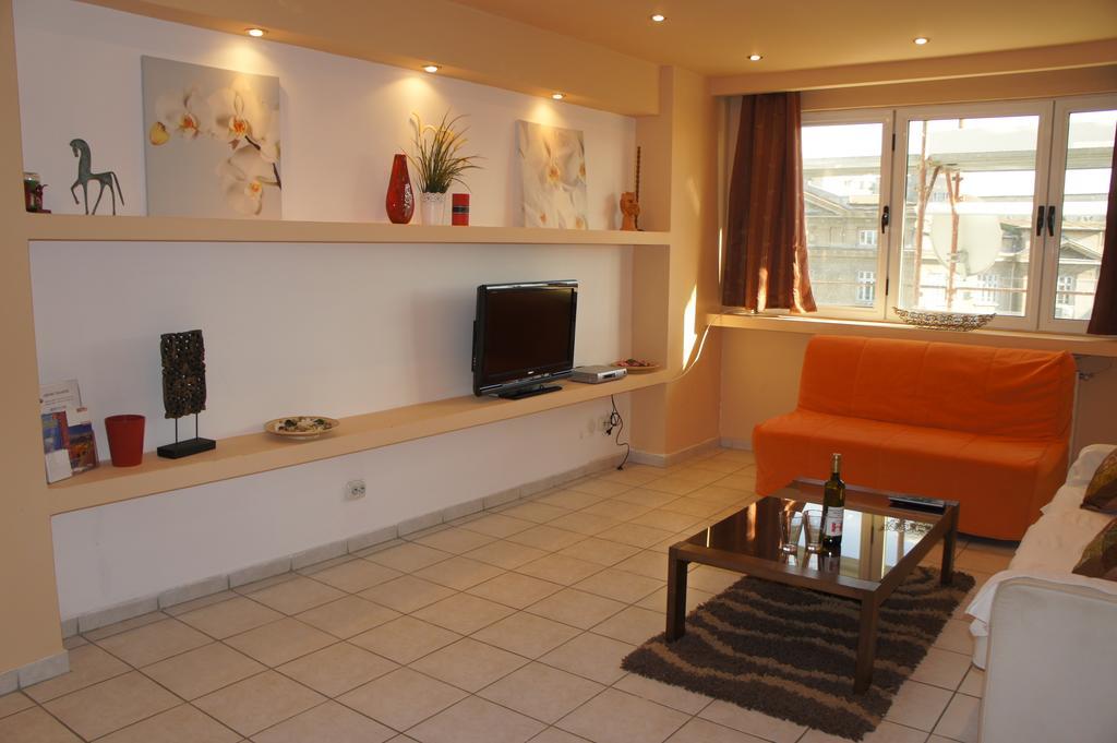Agentia H Accommodation Bukares Bagian luar foto