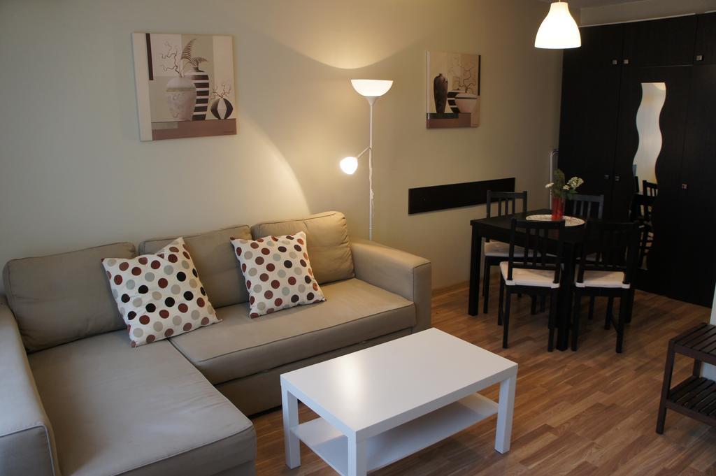 Agentia H Accommodation Bukares Ruang foto