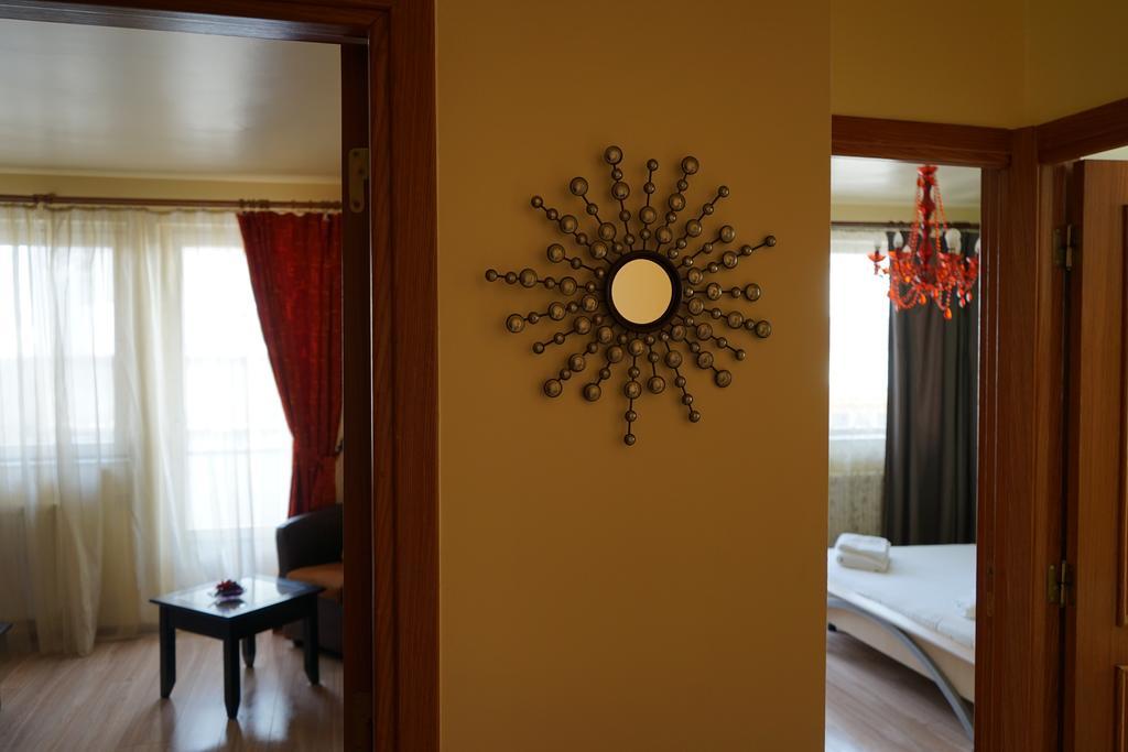 Agentia H Accommodation Bukares Bagian luar foto