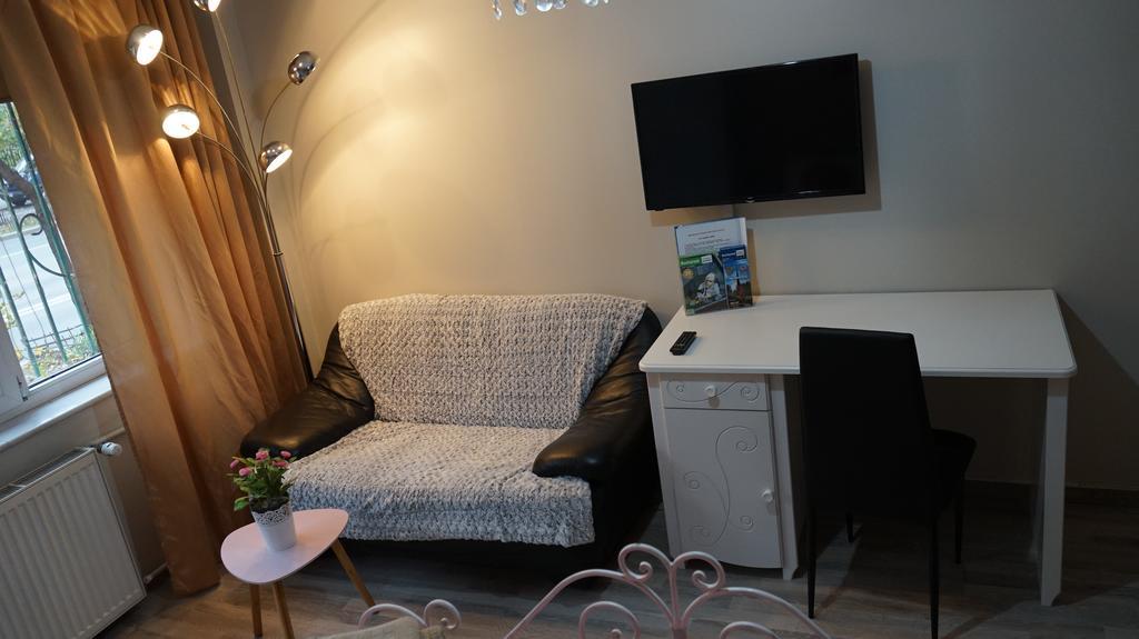 Agentia H Accommodation Bukares Bagian luar foto